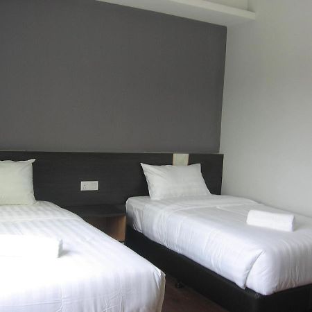 707 Hotel Melaka ภายนอก รูปภาพ