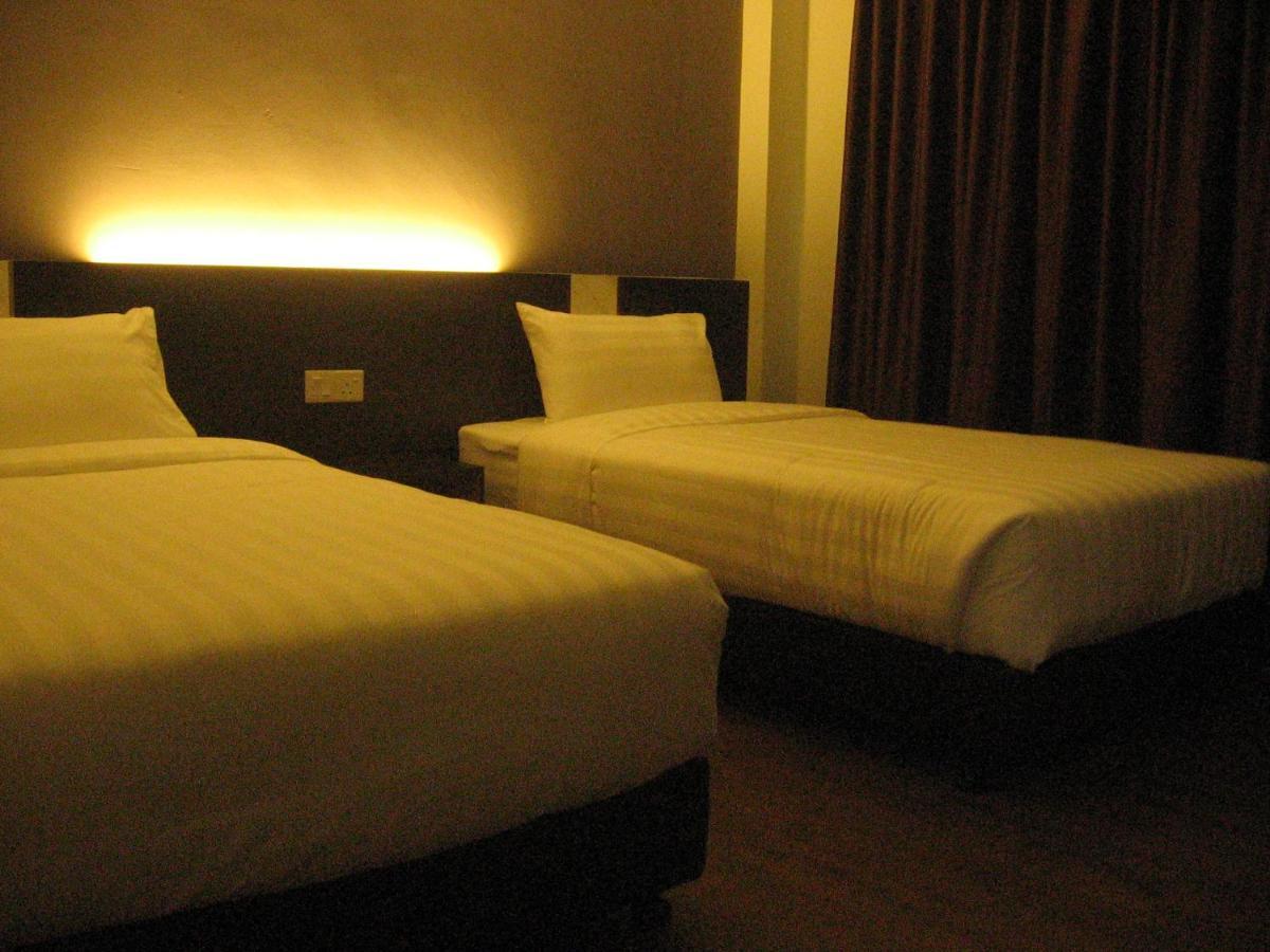 707 Hotel Melaka ภายนอก รูปภาพ
