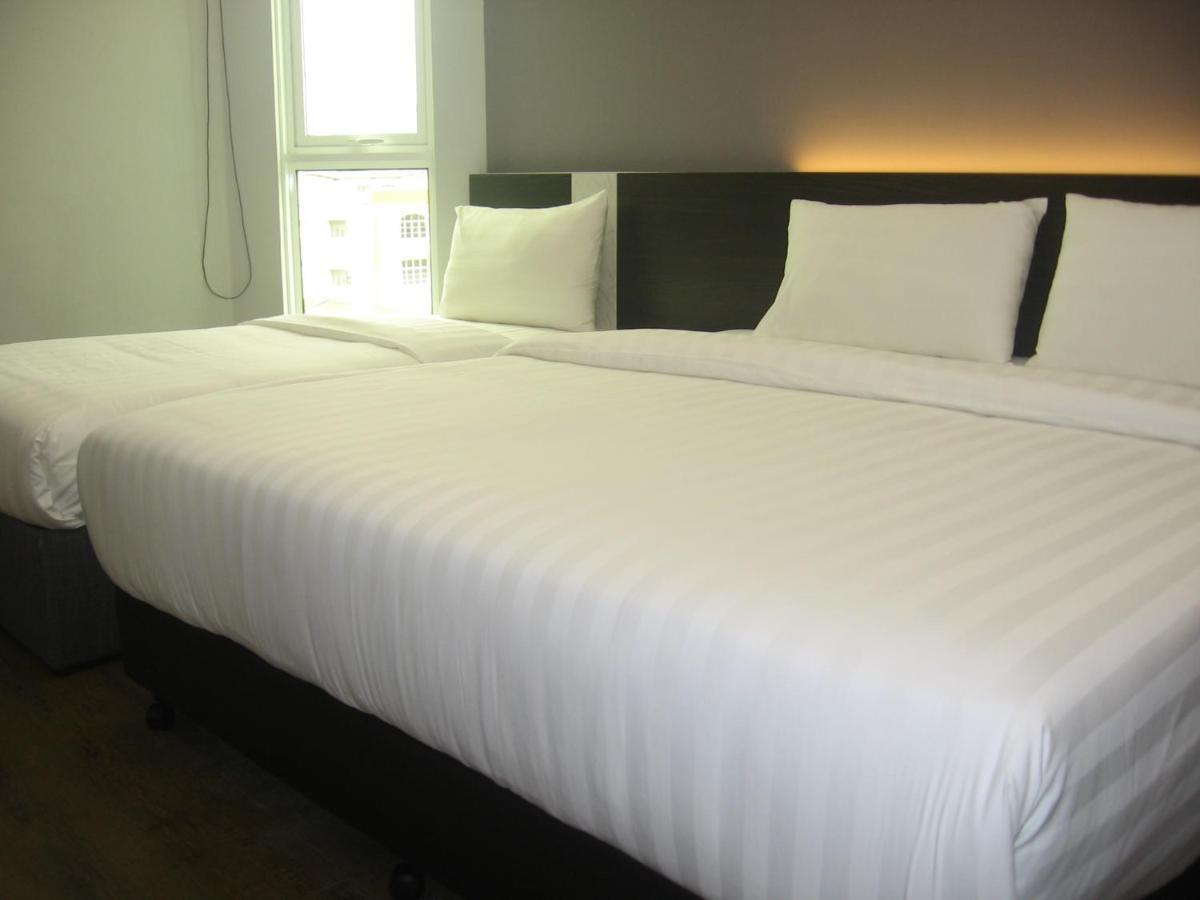 707 Hotel Melaka ภายนอก รูปภาพ